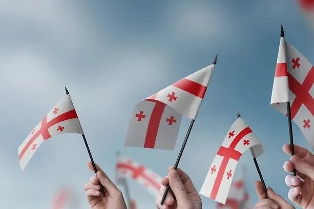 Обложка © Shutterstock / FOTODOM / BUTENKOV ALEKSEI