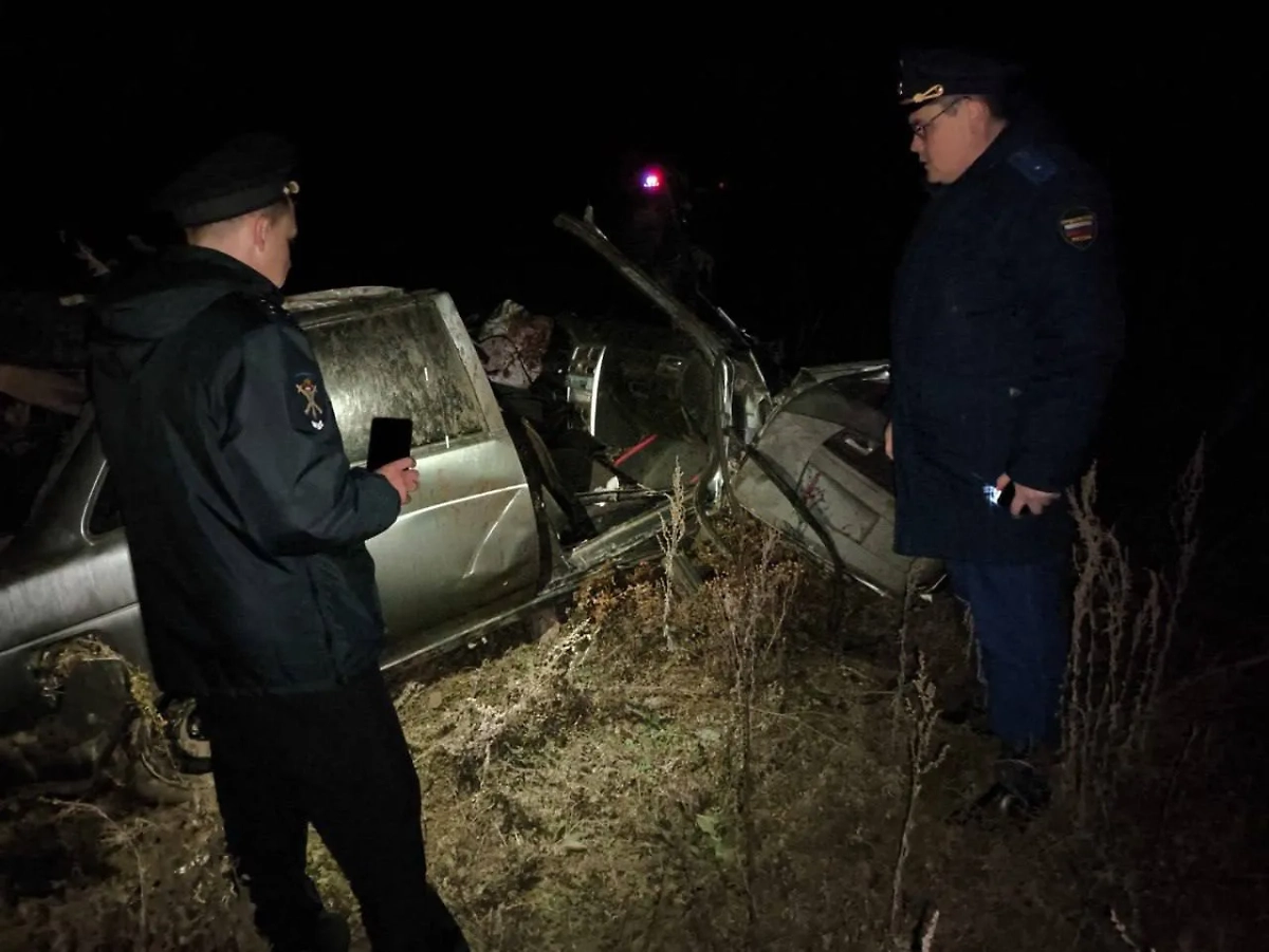 Правоохранители на месте ДТП. Фото © Telegram / Прокуратура Республики Башкортостан