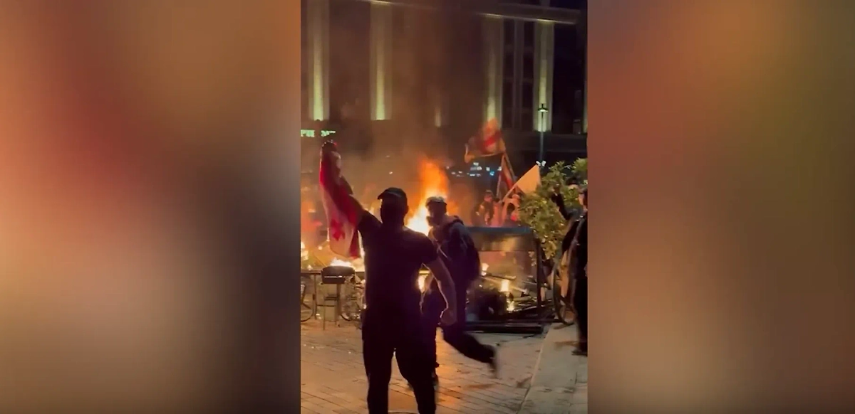 Обстановка в центре Тбилиси. Видео © Х / Buraq