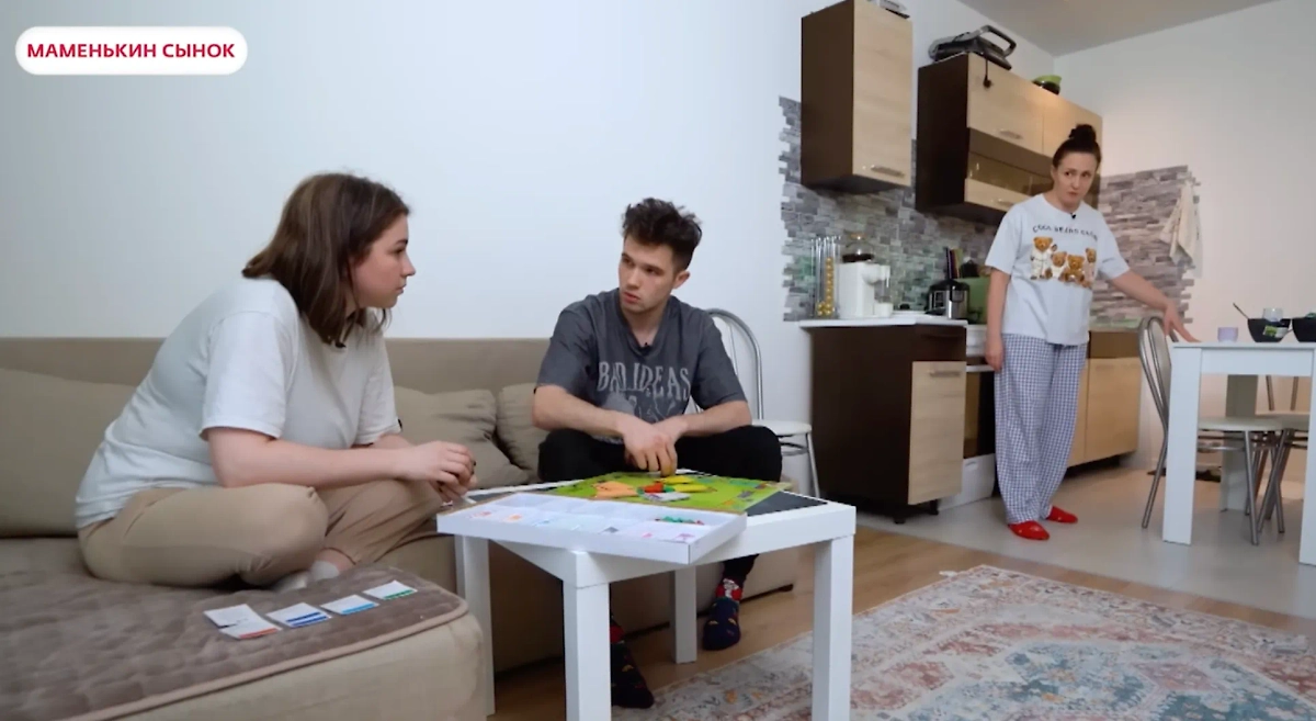 Обложка © Youtube / Мама в 16