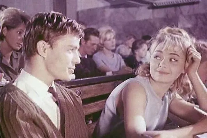 «Дети Дон Кихота» — трагикомичная, но весёлая история о многодетной семье из СССР. Фото © Кадр из фильма «Дети Дон Кихота», режиссёр Евгений Карелов / Kinopoisk