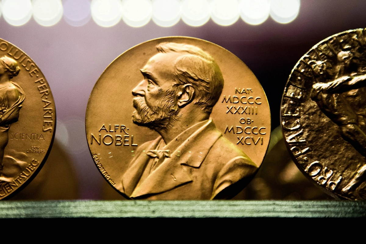 Обложка © Shutterstock / FOTODOM / Jeppe Gustafsson