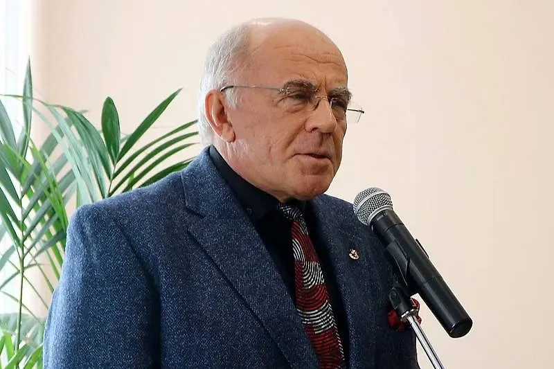 Обложка © Wikipedia / Андрей Александрович Корольчук