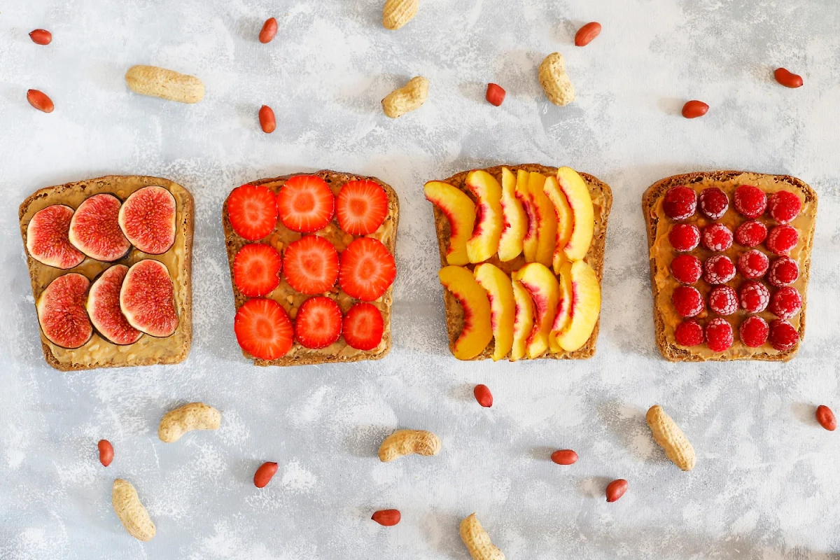 Сейчас в Японии школьники на обед питаются фруктовыми сэндвичами фруцу сандо. Фото © Freepik