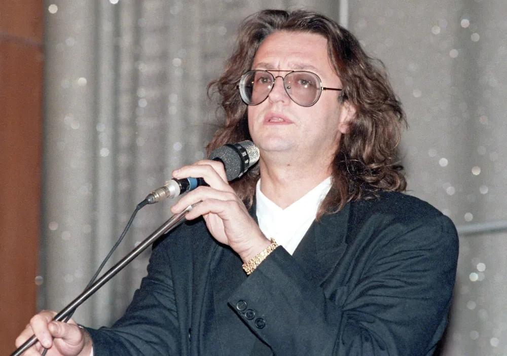 «Как молоды мы были» — ностальгический гимн ушедшим временам. Если Высоцкий провожает их без жалости, то у Градского есть нотка грусти. Песне уже 50. Фото © РИА Новости / Борис Ельшин