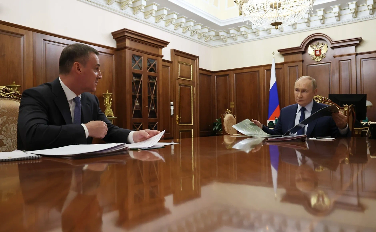 Владимир Путин и Дмитрий Патрушев. Обложка © kremlin.ru