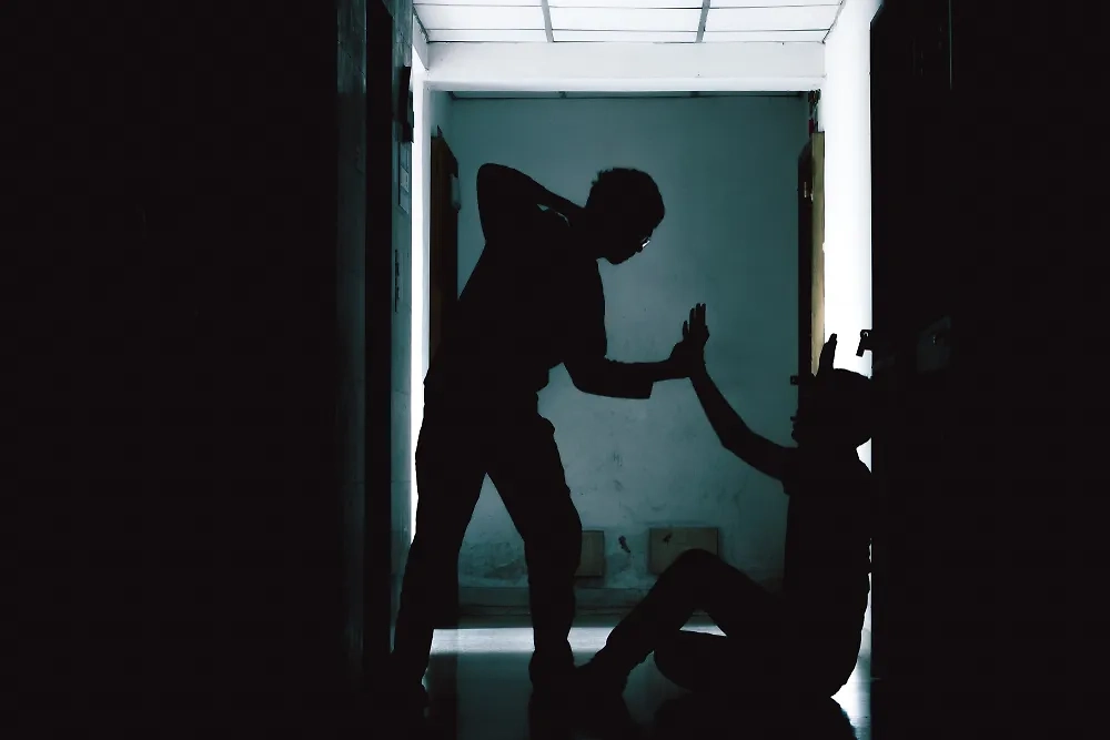 Обложка © Shutterstock / FOTODOM / neotemlpars