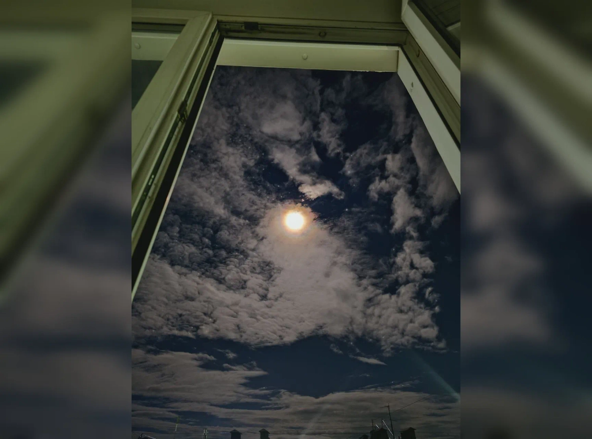 Суперлуние над Россией. Фото © SHOT