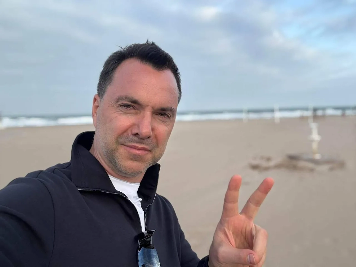 Алексей Арестович*. Обложка © Facebook (признан экстремистской организацией и запрещён на территории Российской Федерации) / Алексей Арестович