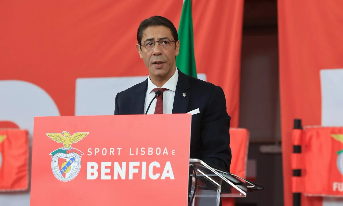 Руй Кошта. Обложка © slbenfica.pt