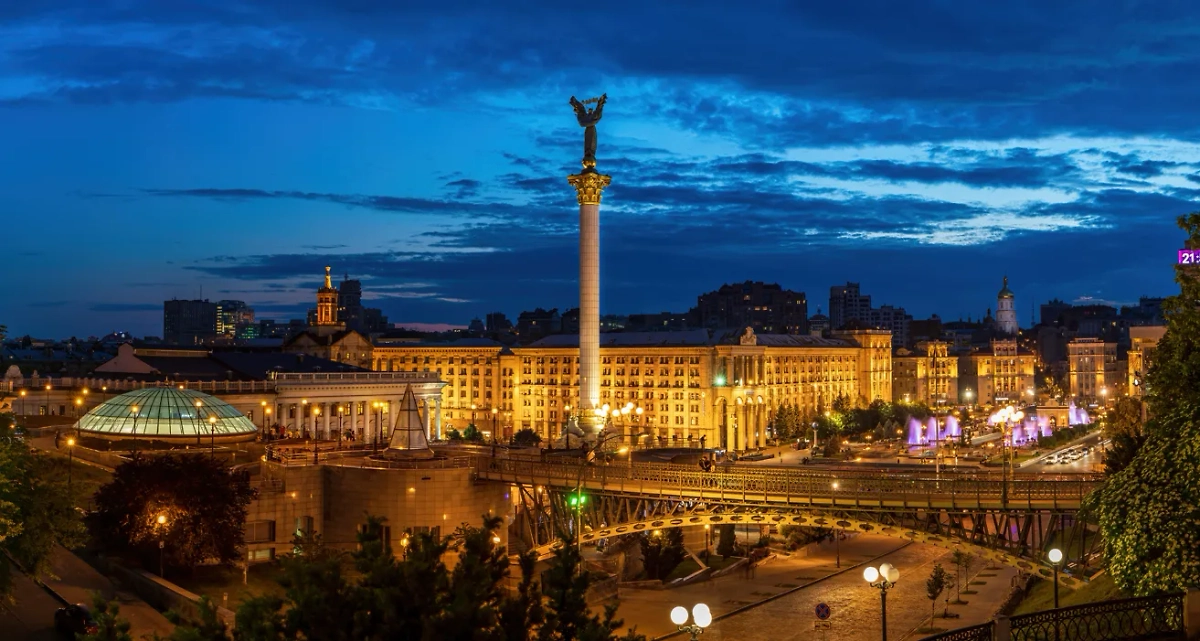 Обложка © Shutterstock / FOTODOM /  Elena_Suvorova