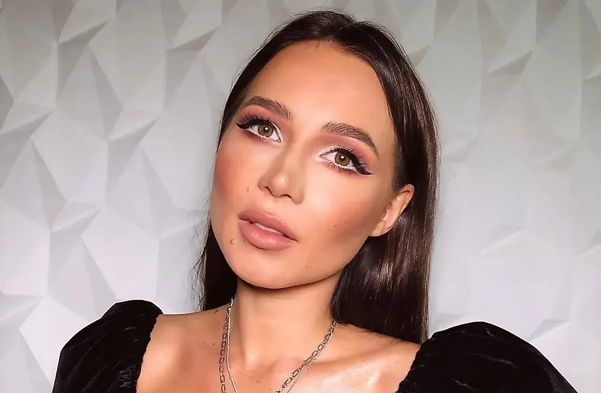 Обложка © Instagram (признан экстремистской организацией и запрещён на территории Российской Федерации)/ler_chek