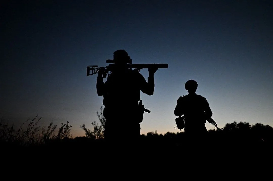 Фото с боевого выхода «Ахмата» в Курской области. Обложка © Аид