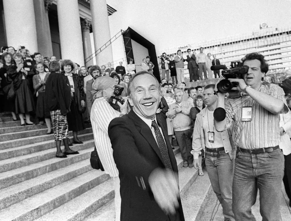 Крамаров остаётся любимым актёром в России. Фото ©  ТАСС / Кожевников В.