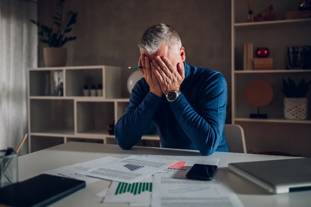 Как общаться с ворчливым мужчиной старше 50 лет. Фото © Shutterstock / FOTODOM / Zamrznuti tonovi