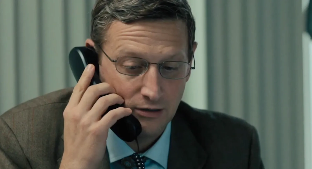 «Компания стульев» — сериал о компании, которая производит стулья. Не больше и не меньше. Фото © Кадр из фильма «Компания боссов», режиссёры Эндрю ДеЯнг, Аарон Шимберг, сценаристы Зак Канин, Тим Робинсон / Kinopoisk