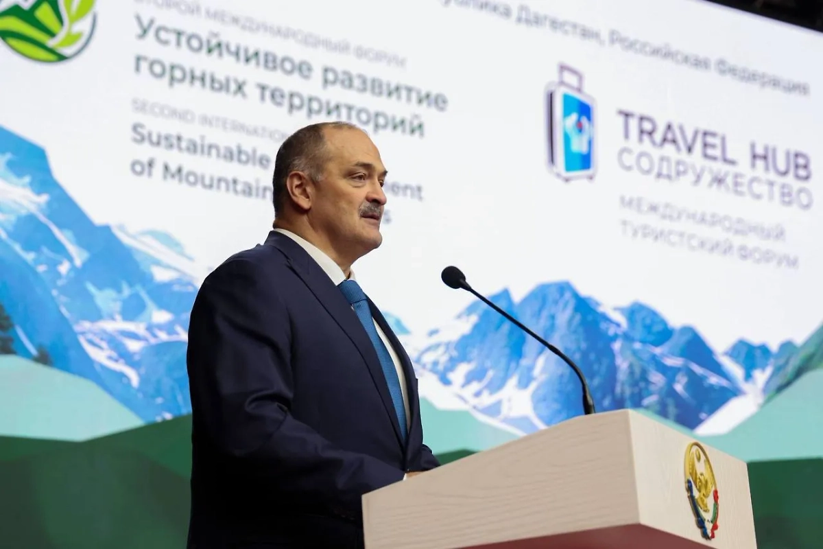 Сергей Меликов. Обложка © Telegram / Администрация Главы РД