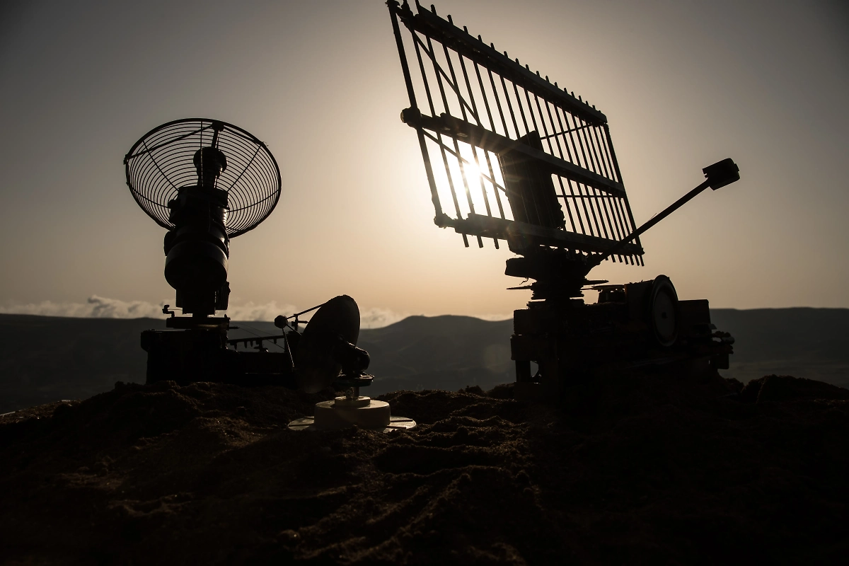 Обложка © Shutterstock / FOTODOM / zef art