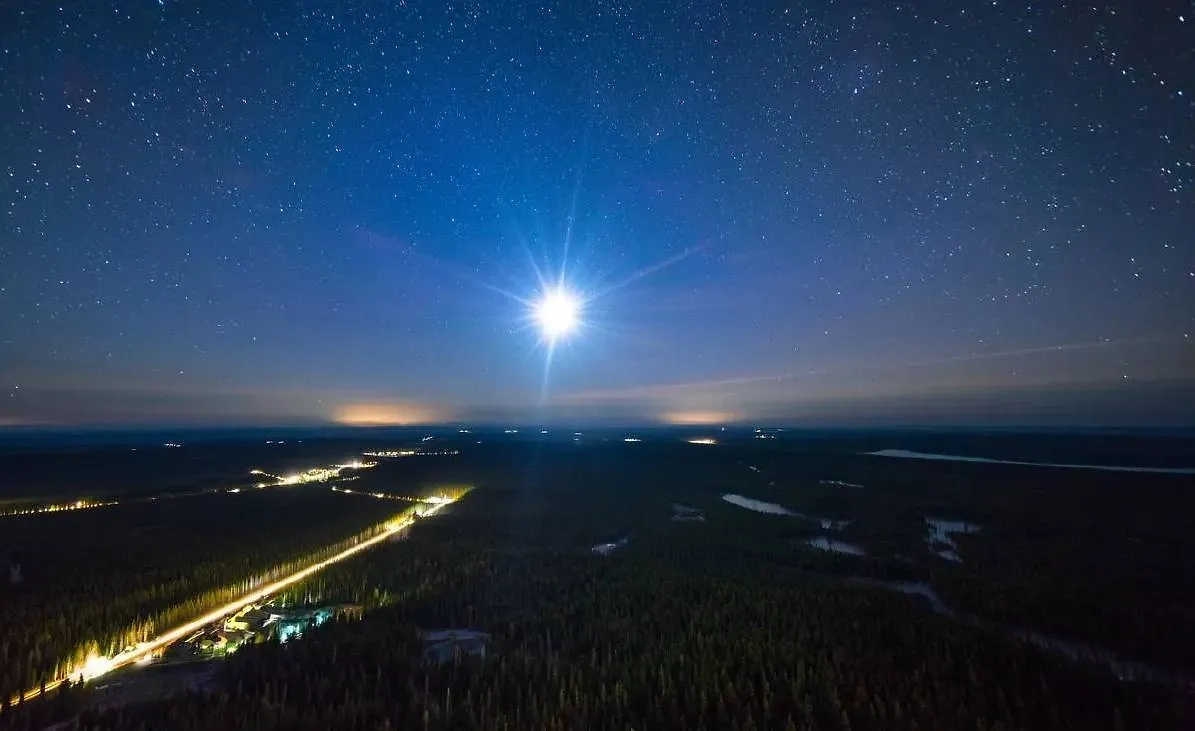 Обложка © Kandinsky / Life.ru