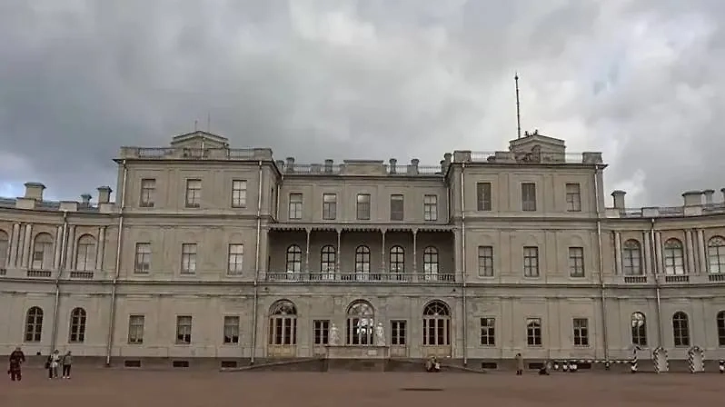 В Гатчине реставрируют покои Павла I. Обложка © телеканал «Санкт-Петербург»