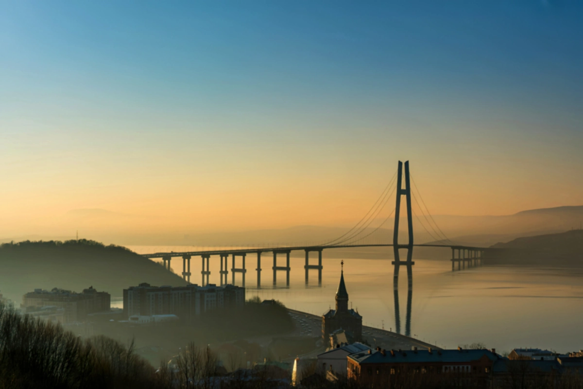 Обложка © Shutterstock / FOTODOM / ioanuverdeanu