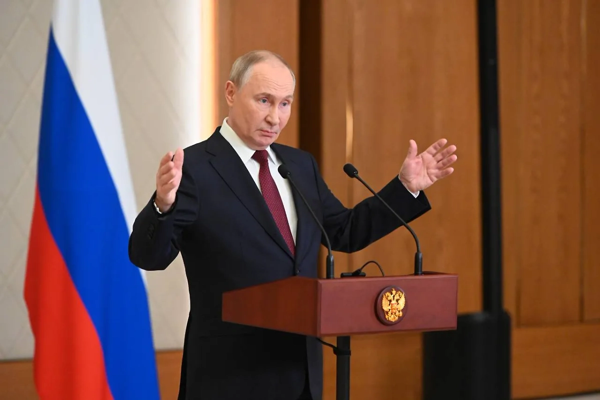 Президент России Владимир Путин. Обложка © Life.ru