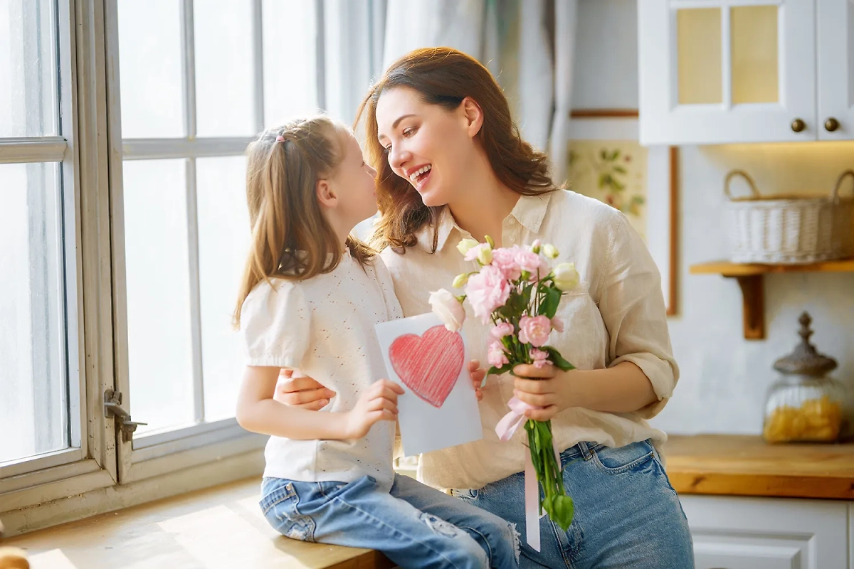 11 октября День девочек: 5 фраз от родителей, которые превратят дочку в уверенную в себе женщину