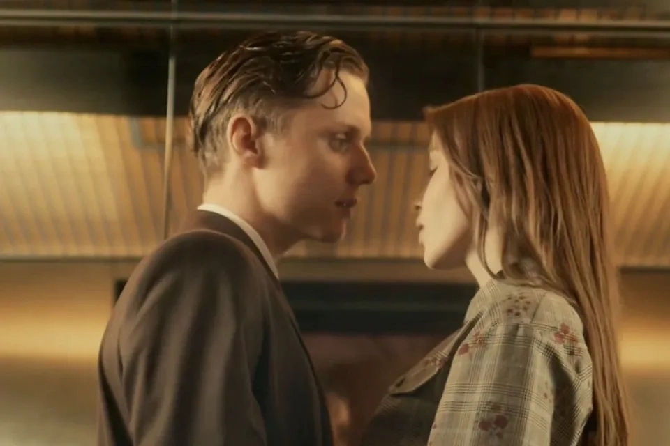 Обложка © Instagram (признан экстремистской организацией и запрещён на территории Российской Федерации) / dmitrienko_vanya