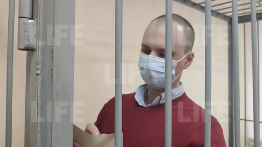 Роберт Гилман. Обложка © Кадр из видео LIFE