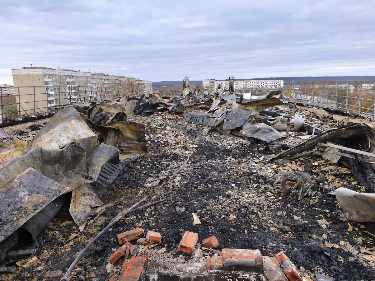 Следователи назвали предварительную версию причины пожара в Сосновоборске. Фото © Telegram / ГСУ СК России по Красноярскому краю и Республике Хакасия