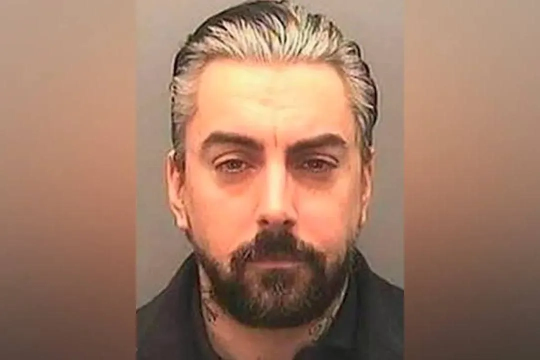 Иан Уоткинс. Обложка © X / Lord of Adders Black