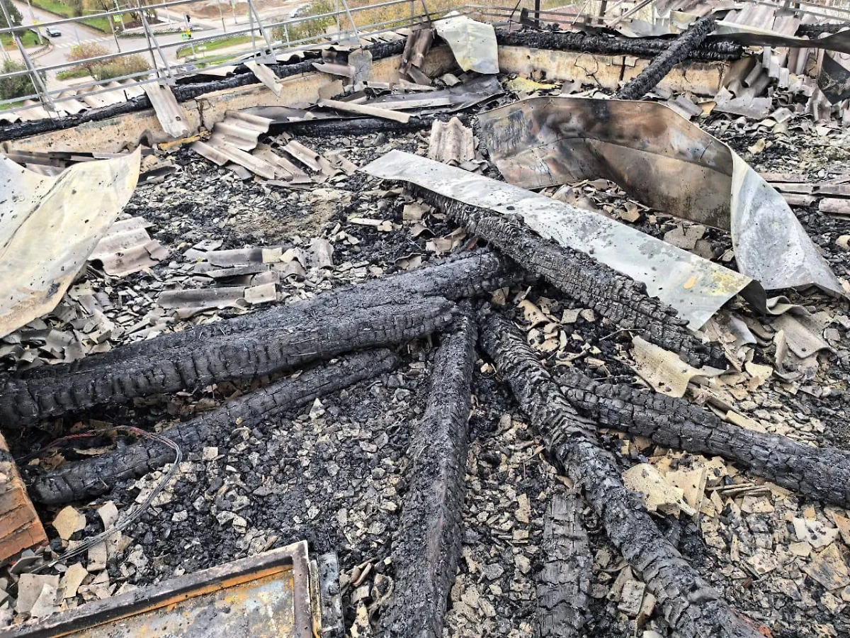 Следователи назвали предварительную версию причины пожара в Сосновоборске. Фото © Telegram / ГСУ СК России по Красноярскому краю и Республике Хакасия