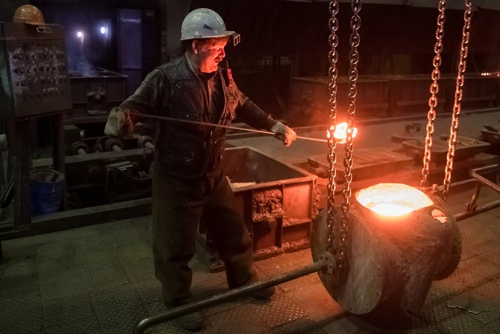 Обложка © Shutterstock / FOTODOM / Anton Veselov