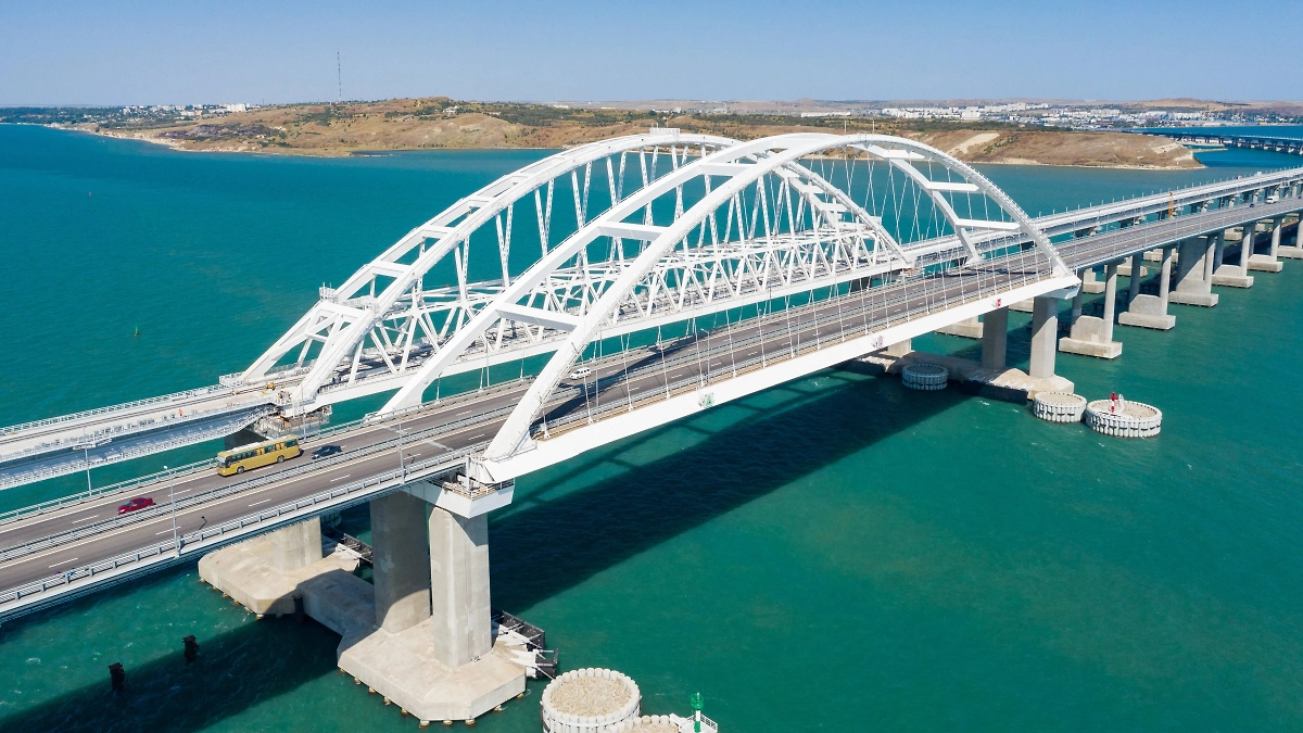 Обложка © Shutterstock / FOTODOM / Budilnikov Yuriy