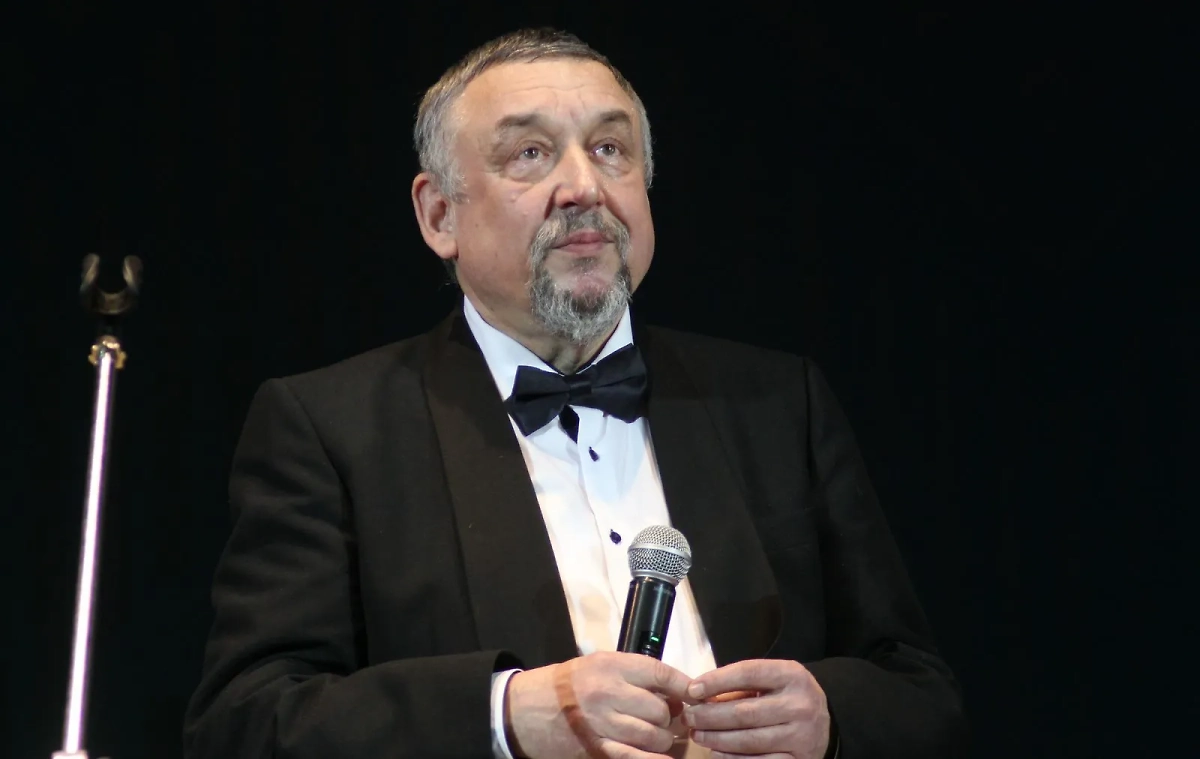 Василий Пектеев. Обложка © kino-teatr.ru