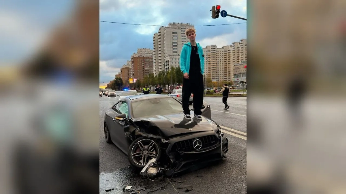 Обложка © Instagram (признан экстремистской организацией и запрещён на территории Российской Федерации) / tsarevsky_