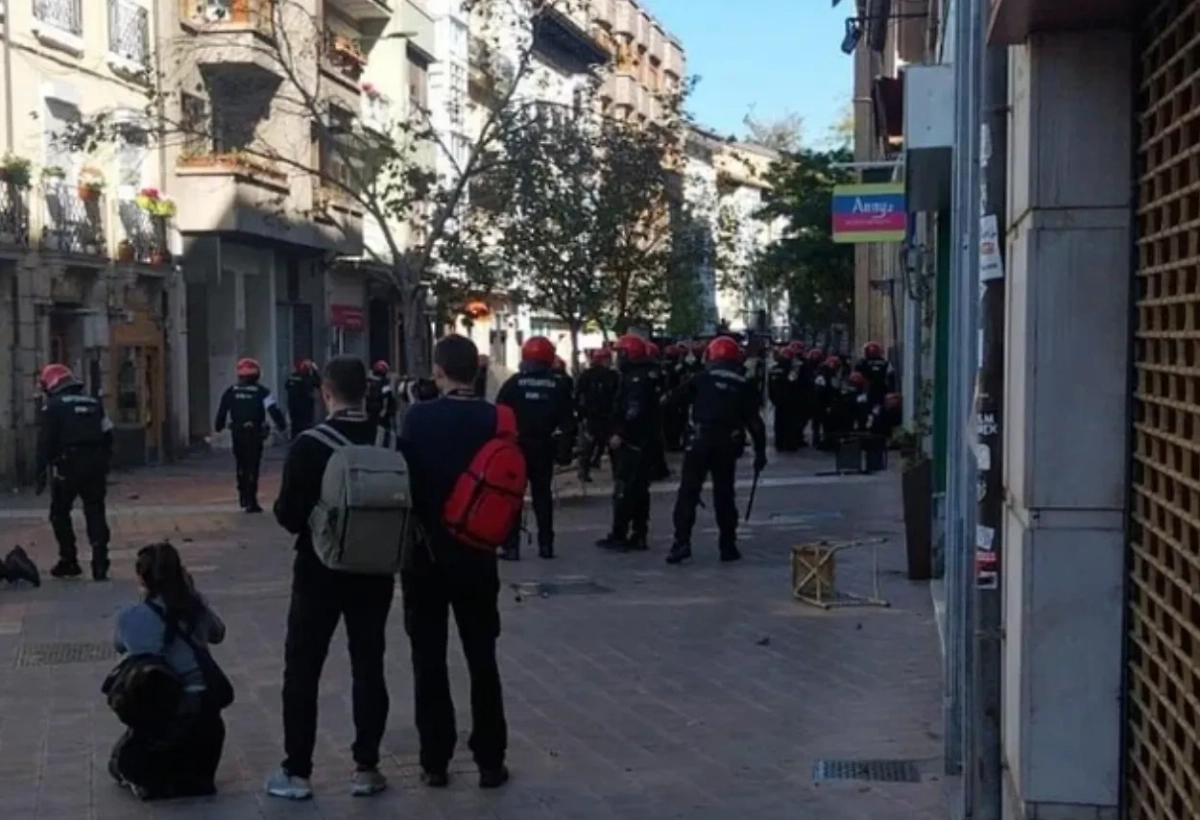 Обложка © Х / waldrapas