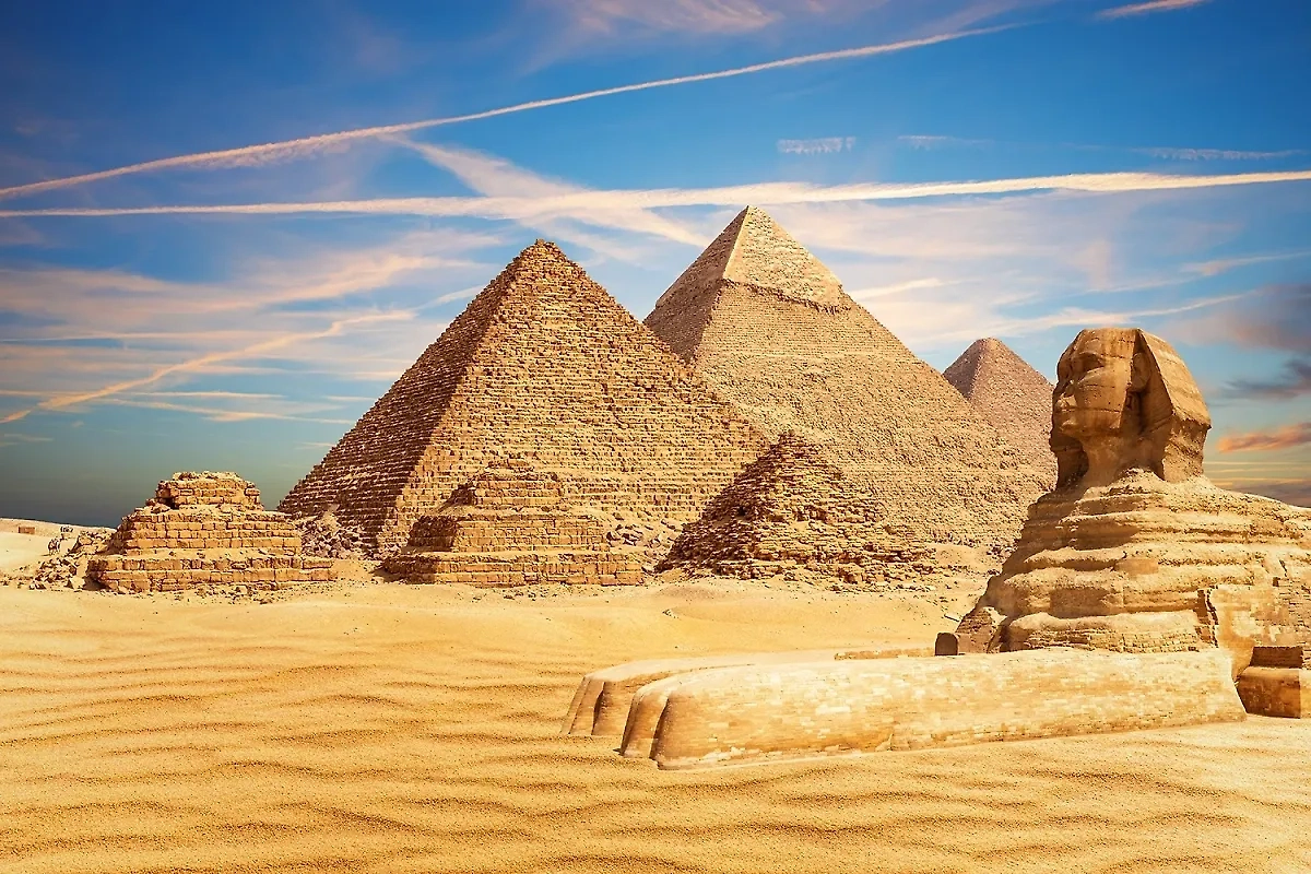 Обложка © Shutterstock / FOTODOM / AlexAnton