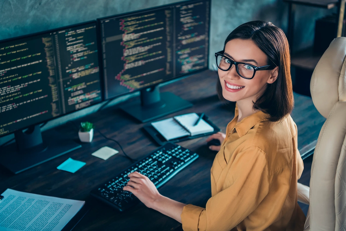 Обложка © Shutterstock / FOTODOM / Roman Samborskyi