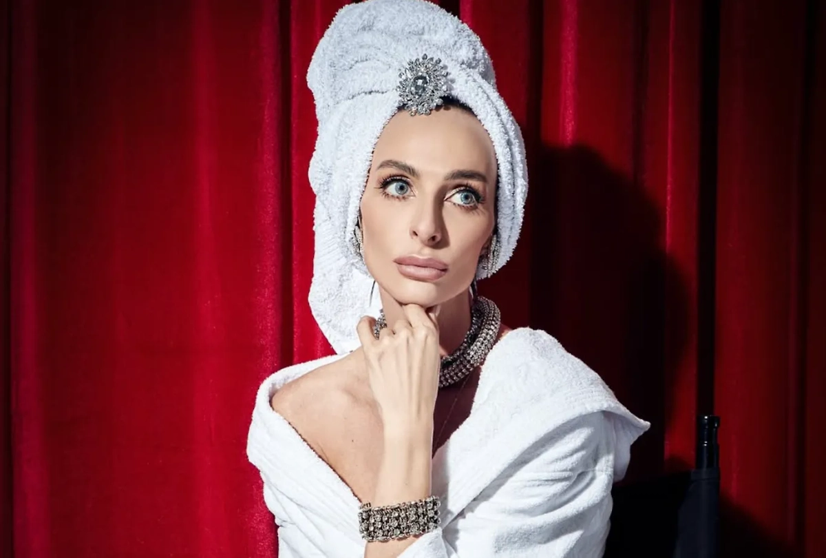 Екатерина Варнава. Обложка © Instagram (признан экстремистской организацией и запрещён на территории Российской Федерации)/ kativarnava