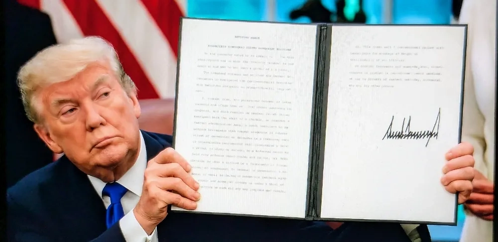 Трамп установил рекорд активности в соцсети Truth Social — свыше 160 постов за 4 часа