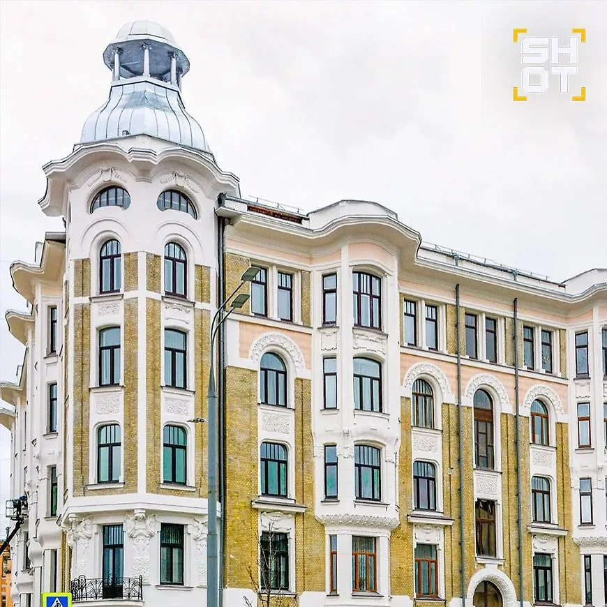 SHOT: Актёр Геннадий Хазанов продал пять домов и квартир в Москве на ₽706 млн