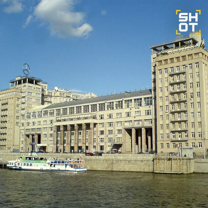 SHOT: Актёр Геннадий Хазанов продал пять домов и квартир в Москве на ₽706 млн