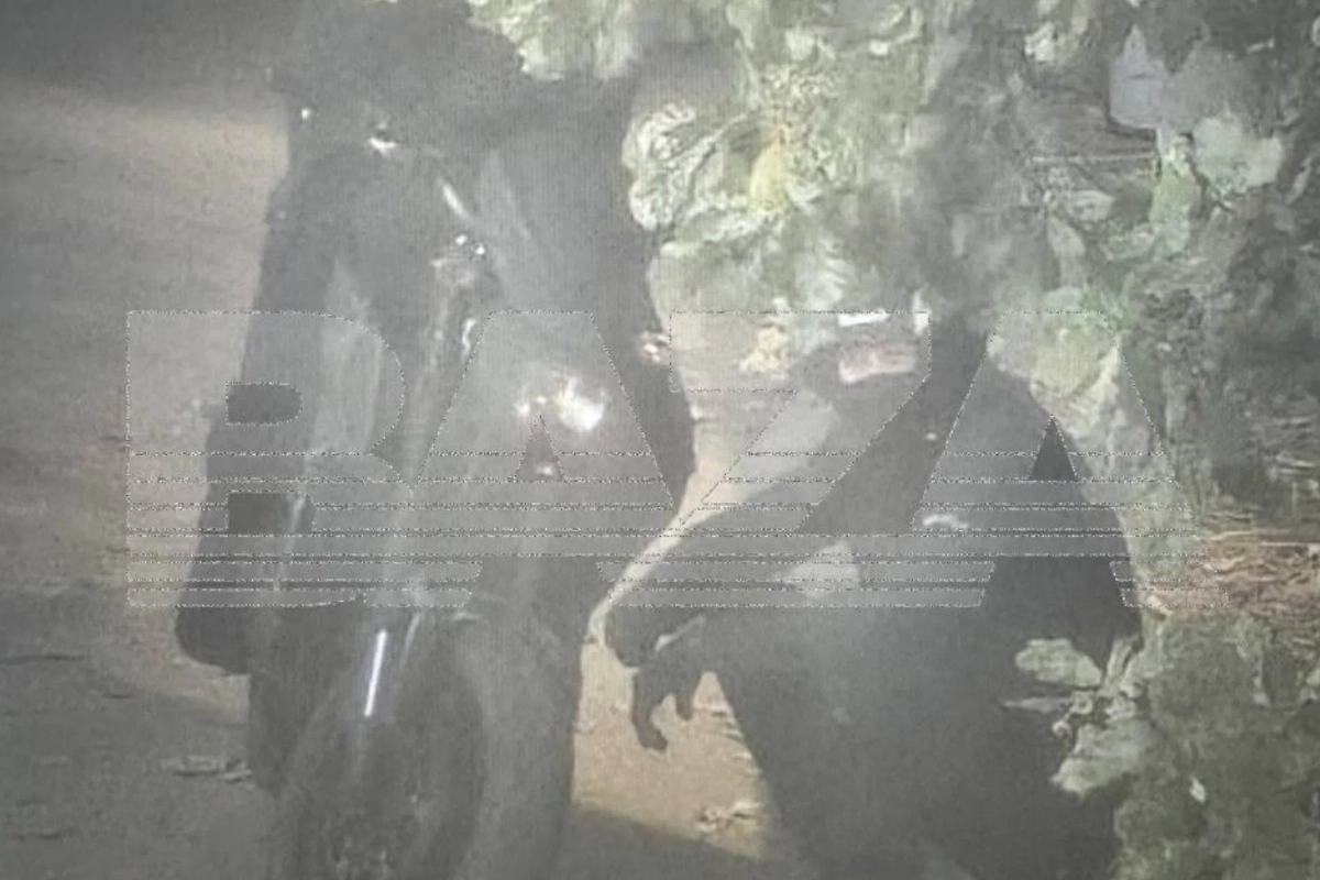 Подозреваемый был сфотографирован местными жителями. Фото © Telegram / Baza