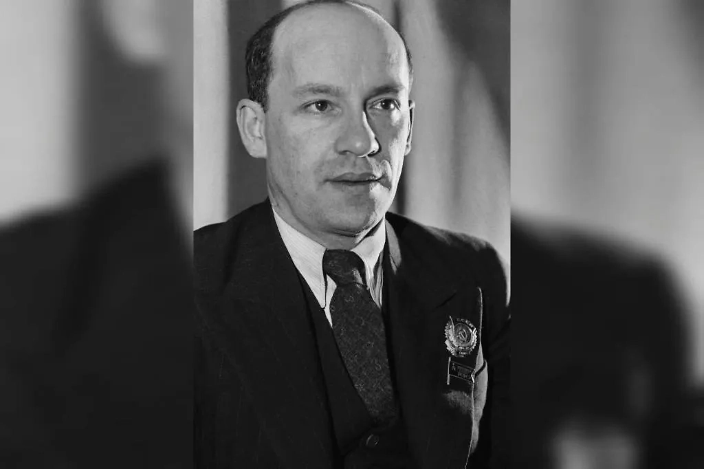 Исаак Дунаевский стал самым популярным дирижёром и композитором сталинского времени. Фото © ТАСС / Михаил Рунов