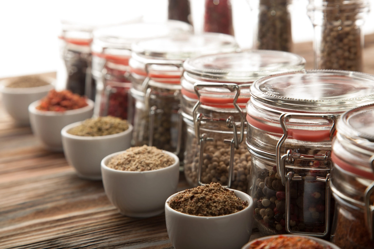 Обложка © Shutterstock / FOTODOM / Kutsenko Denis