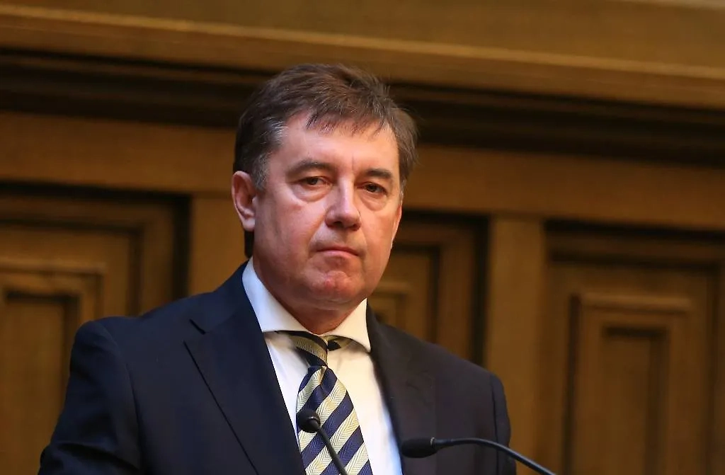 Виктор Момотов. Обложка © ТАСС / Артём Коротаев