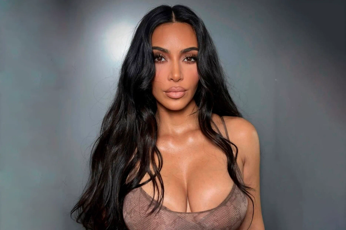 Обложка © Instagram (признан экстремистской организацией и запрещён на территории Российской Федерации) / kimkardashian