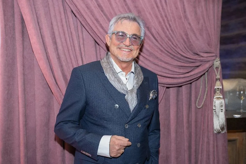 Дмитрий Дибров. Обложка © ТАСС / Елизавета Клементьева