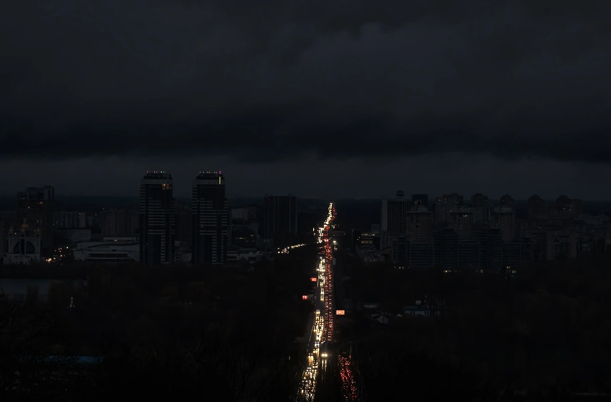 Обложка © Shutterstock / FOTODOM / Drop of Light